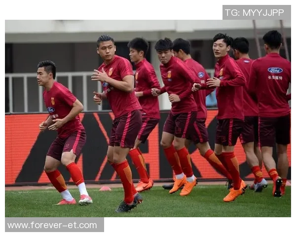 伊拉克与中国国家足球队最新直播信息及精彩赛事回顾